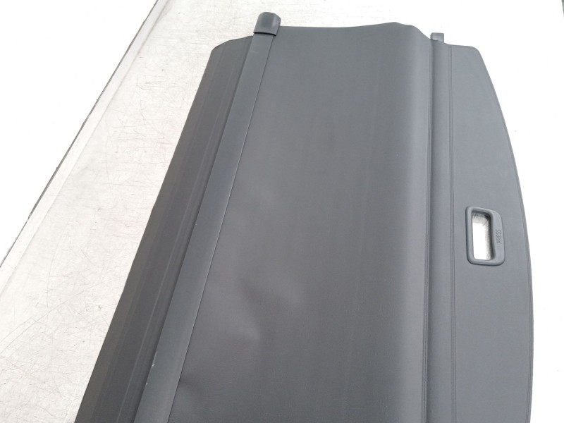 Recambio de bandeja trasera para skoda fabia combi active referencia OEM IAM 6V9867871B 6V9867871BTG9 