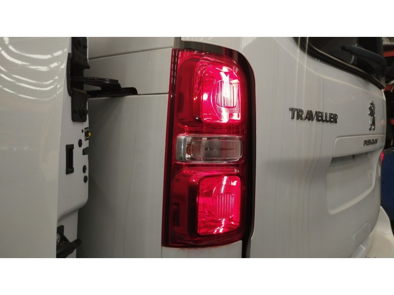 Recambio de piloto trasero izquierdo para peugeot traveller autobús (v_) 2.0 bluehdi 145 referencia OEM IAM 9808243180  