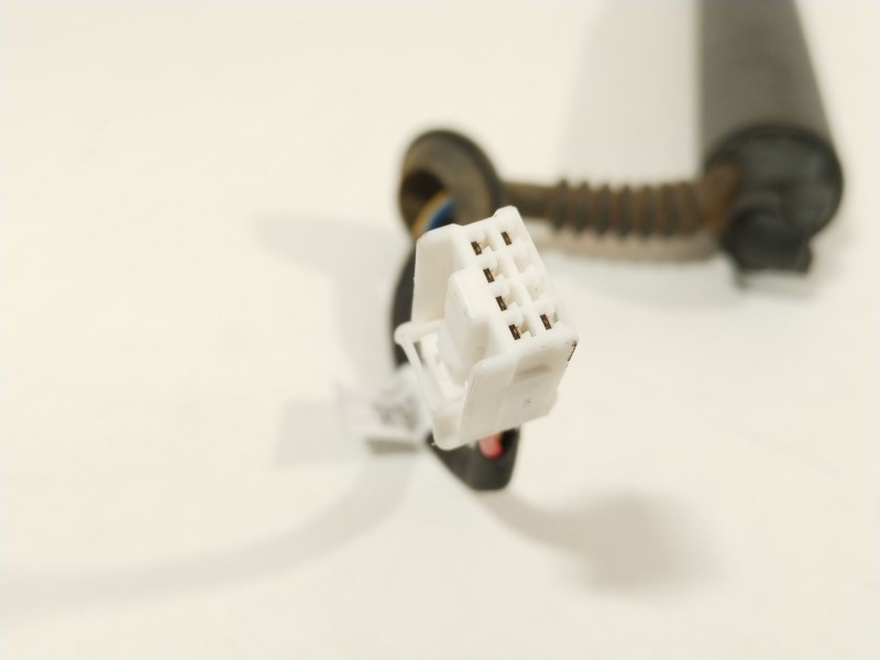 Recambio de amortiguadores maletero / porton para tesla model 3 ev referencia OEM IAM 155148898B  