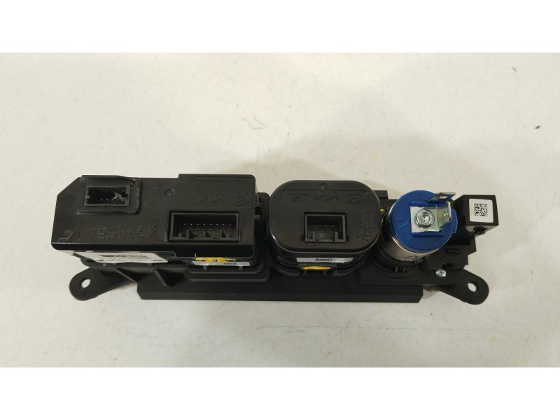 Recambio de mando multifuncion para hyundai kona (os, ose, osi) 1.6 gdi hybrid referencia OEM IAM 961A0BE0004XCH5  