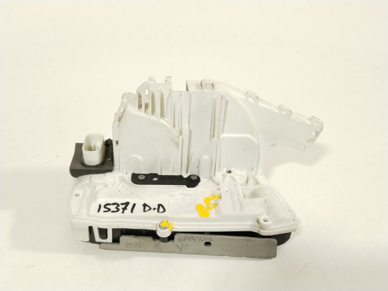 Recambio de cerradura puerta delantera derecha para tesla model 3 ev referencia OEM IAM 150067301B  