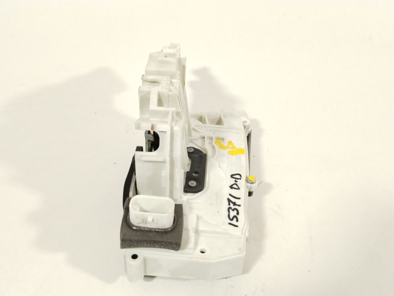 Recambio de cerradura puerta delantera derecha para tesla model 3 ev referencia OEM IAM 150067301B  