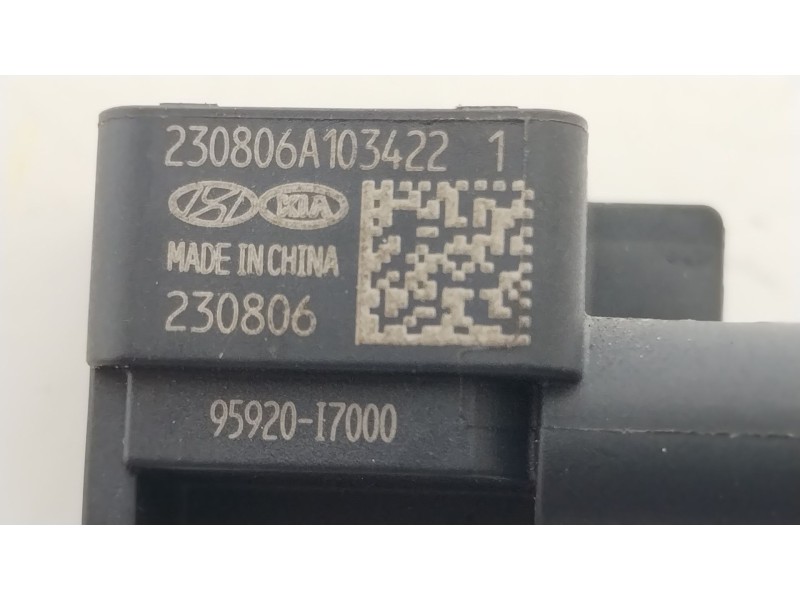 Recambio de sensor para hyundai kona (os, ose, osi) 1.6 gdi hybrid referencia OEM IAM 9592017000  