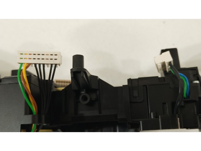 Recambio de mando intermitentes para audi a1 sportback (gba) 30 tfsi referencia OEM IAM 82A953521LT  