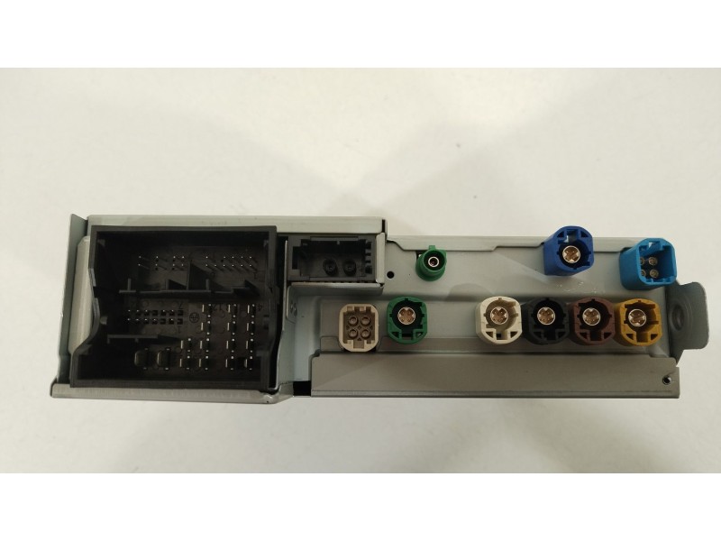 Recambio de sistema audio / radio cd para audi a1 sportback (gba) 30 tfsi referencia OEM IAM 82A035043K 82A035043C 