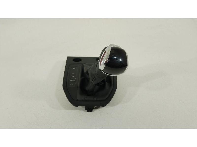 Recambio de pomo palanca cambio para audi a1 sportback (gba) 30 tfsi referencia OEM IAM 82B713139B  