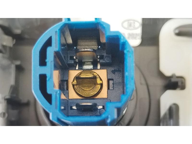 Recambio de moldura para audi a1 sportback (gba) 30 tfsi referencia OEM IAM 82B863617  