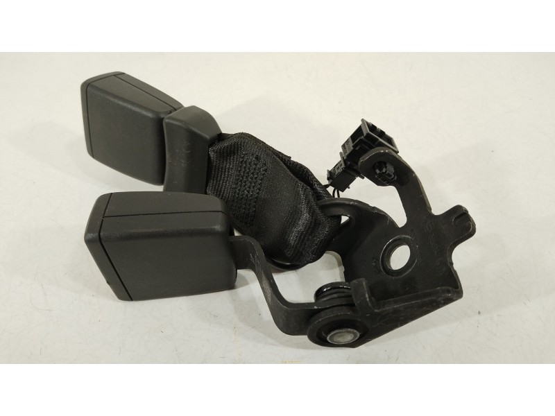 Recambio de enganche cinturon trasero central para audi a1 sportback (gba) 30 tfsi referencia OEM IAM 6F0857739B  