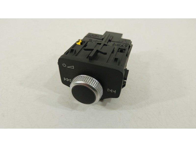 Recambio de mando multifuncion para audi a1 sportback (gba) 30 tfsi referencia OEM IAM 82B919600A  