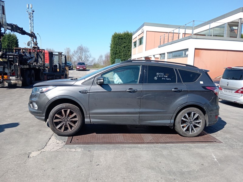 ford kuga ii (dm2) del año 2017