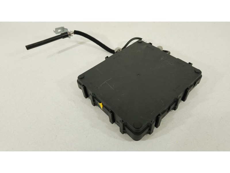 Recambio de modulo electronico para hyundai kona (os, ose, osi) 1.6 gdi hybrid referencia OEM IAM 95400DF100  