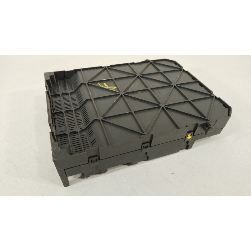 Recambio de caja reles / fusibles para citroën c4 i (lc_) 1.4 16v referencia OEM IAM 9663798480 BSI2004P08 