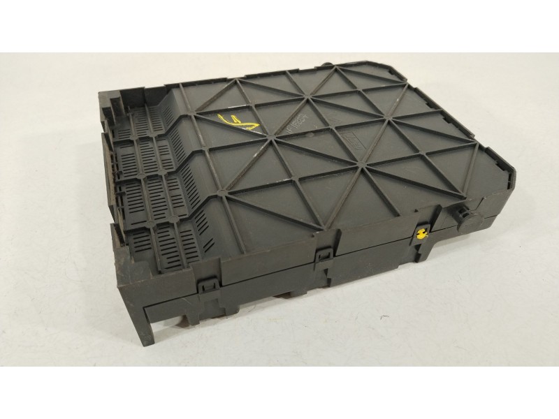 Recambio de caja reles / fusibles para citroën c4 i (lc_) 1.4 16v referencia OEM IAM 9663798480 BSI2004P08 