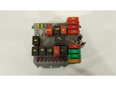 Recambio de caja reles / fusibles para fiat bravo ii (198_) 1.9 d multijet (198axb1a) referencia OEM IAM 51775688  