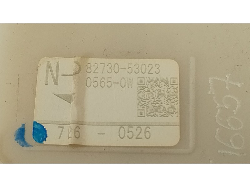 Recambio de caja reles / fusibles para lexus is ii (_e2_) 220d (ale20) referencia OEM IAM 8273053023 8267253040 8922153143