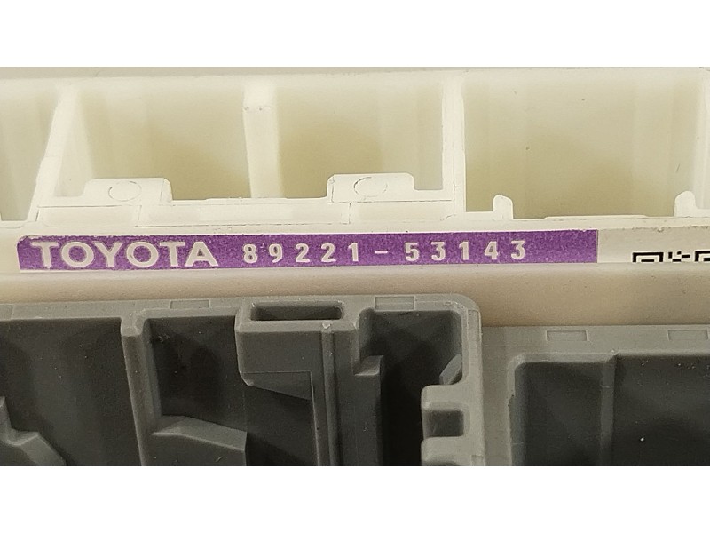 Recambio de caja reles / fusibles para lexus is ii (_e2_) 220d (ale20) referencia OEM IAM 8273053023 8267253040 8922153143