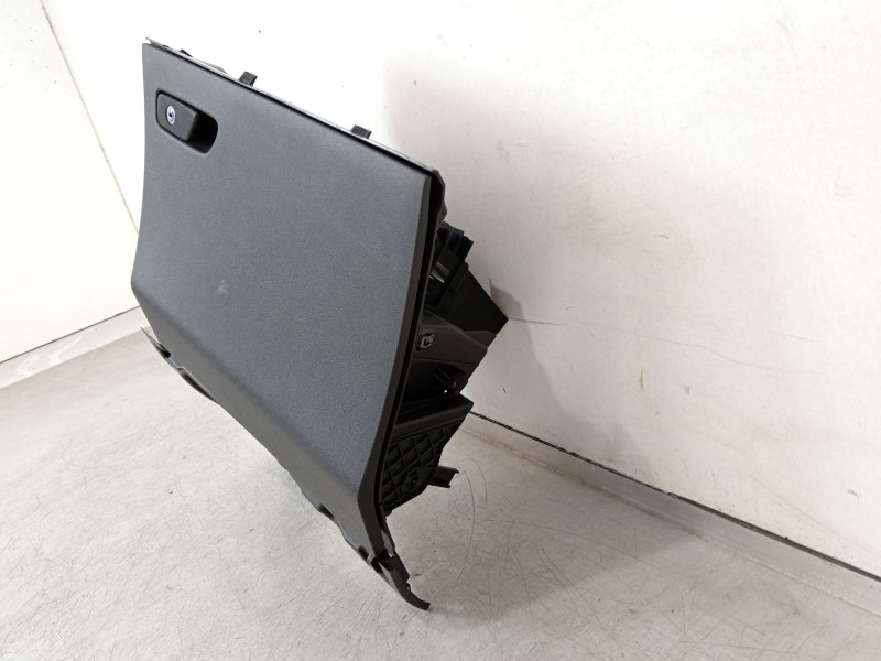 Recambio de guantera para audi a1 sportback (gba) 30 tfsi referencia OEM IAM 82B857035  