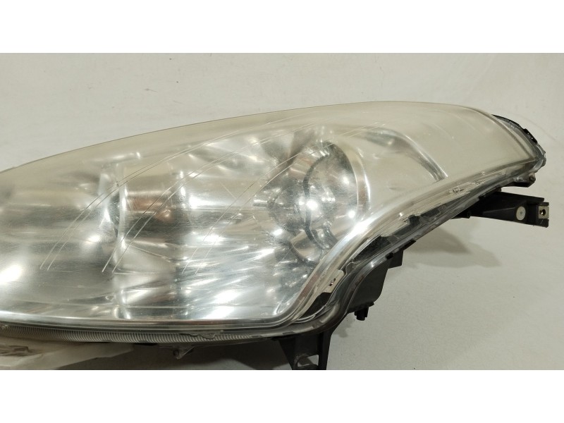 Recambio de faro izquierdo para citroën c-crosser (vu_, vv_) 2.2 hdi referencia OEM IAM 6208N3 W3T162718724 
