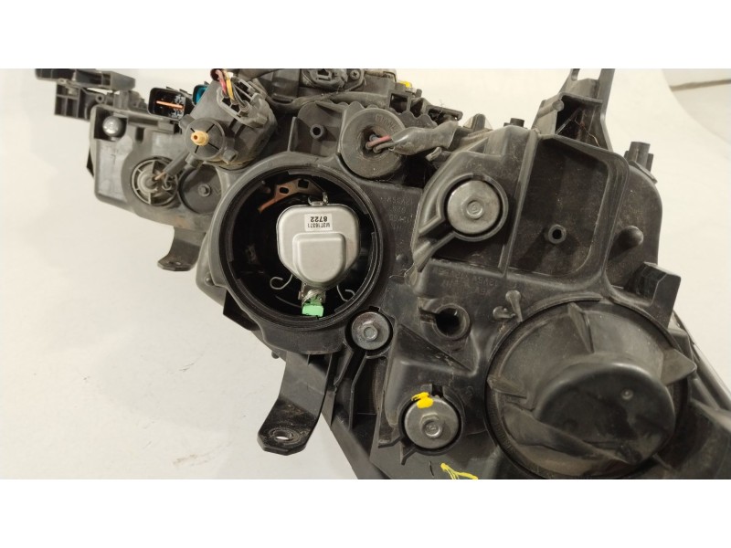 Recambio de faro izquierdo para citroën c-crosser (vu_, vv_) 2.2 hdi referencia OEM IAM 6208N3 W3T162718724 