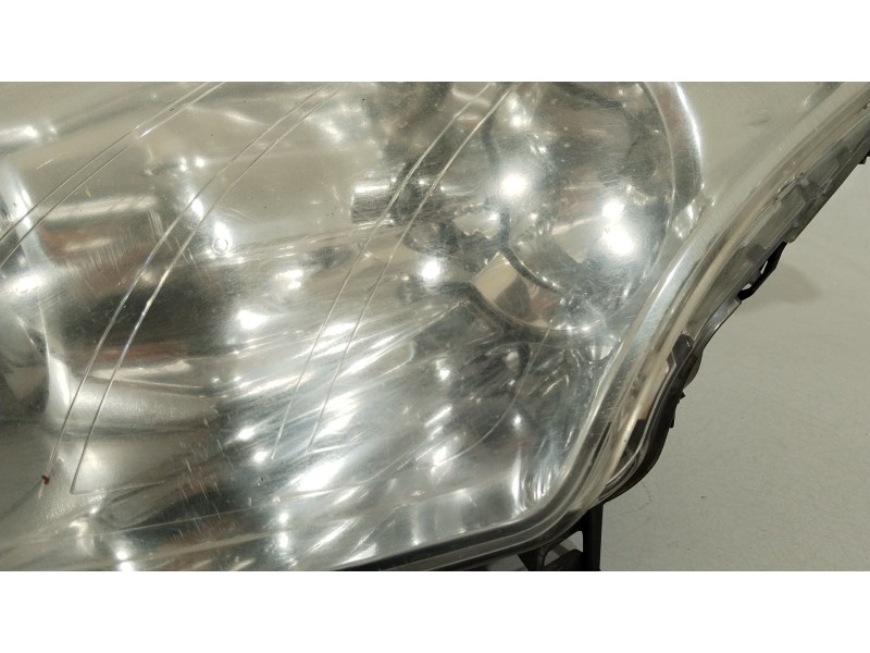 Recambio de faro izquierdo para citroën c-crosser (vu_, vv_) 2.2 hdi referencia OEM IAM 6208N3 W3T162718724 