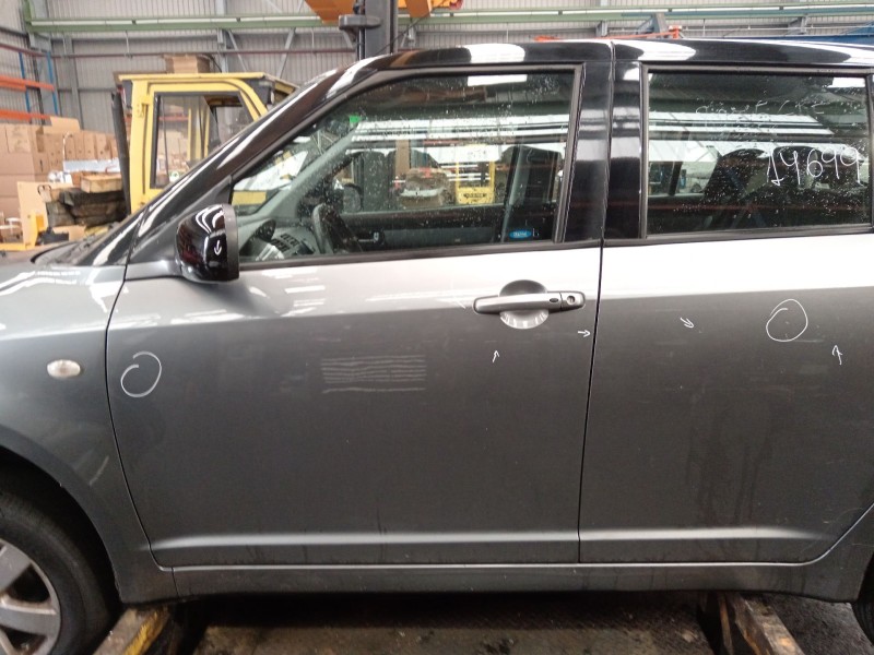 Recambio de puerta delantera izquierda para suzuki swift iii (mz, ez) 1.3 (rs 413) referencia OEM IAM 6800262K00000  