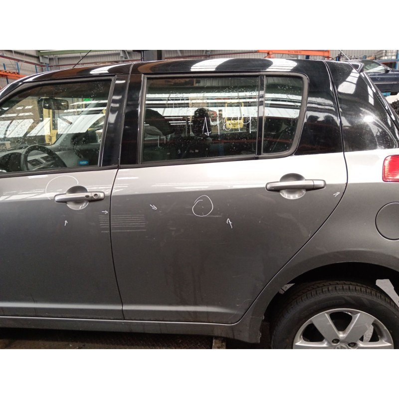 Recambio de puerta trasera izquierda para suzuki swift iii (mz, ez) 1.3 (rs 413) referencia OEM IAM 6800462J00  
