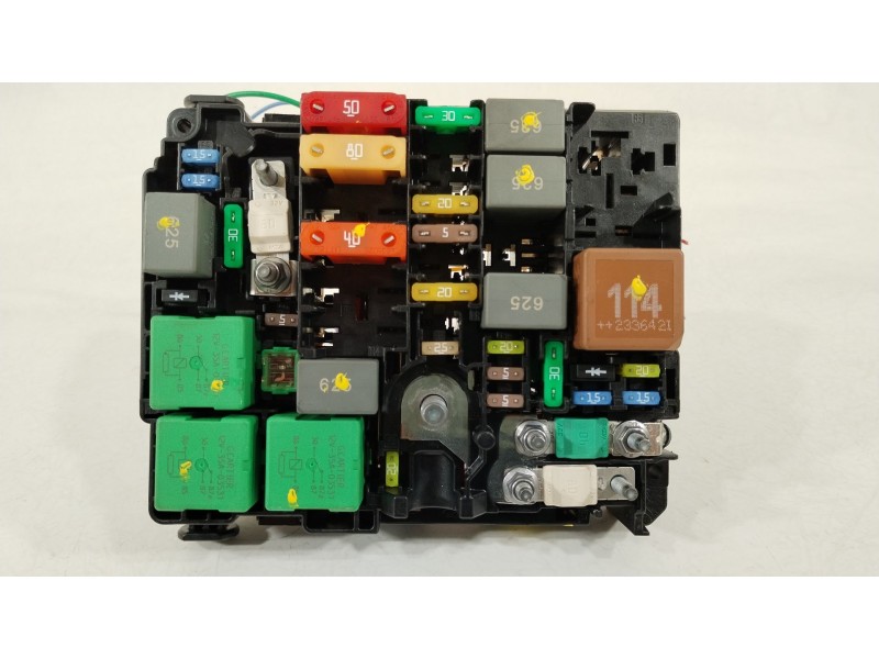 Recambio de caja reles / fusibles para peugeot traveller autobús (v_) 2.0 bluehdi 145 referencia OEM IAM 9804848180  