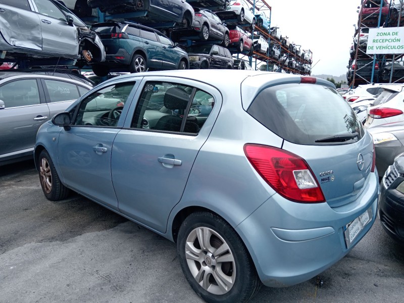 opel corsa d (s07) del año 2009
