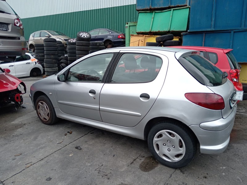 peugeot 206 hatchback (2a/c) del año 2002