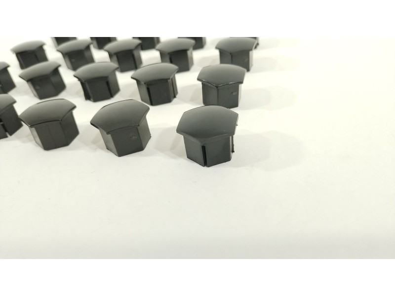 Recambio de embellecedor para peugeot traveller autobús (v_) 2.0 bluehdi 145 referencia OEM IAM 98338676XT 1611818780 