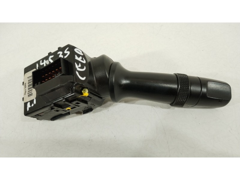 Recambio de mando limpia para kia cee´d sw (ed) 1.6 crdi 115 referencia OEM IAM 934201H550  