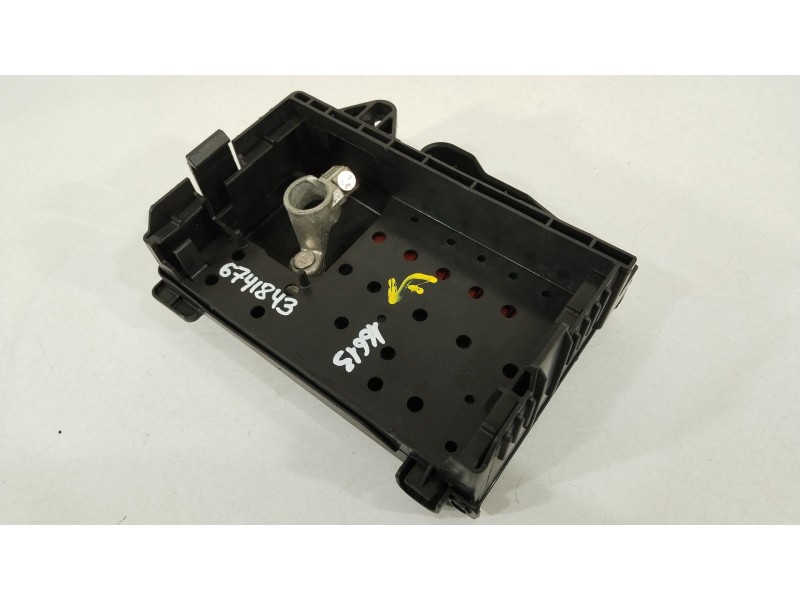 Recambio de caja reles / fusibles para opel astra j sedán 1.7 cdti (69) referencia OEM IAM 13368498 36592271 
