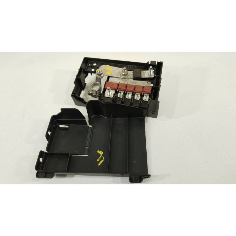 Recambio de caja reles / fusibles para opel astra j sedán 1.7 cdti (69) referencia OEM IAM 13368498 36592271 