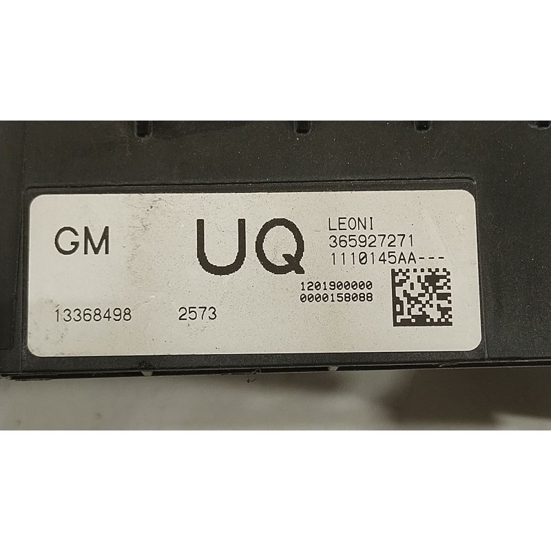 Recambio de caja reles / fusibles para opel astra j sedán 1.7 cdti (69) referencia OEM IAM 13368498 36592271 