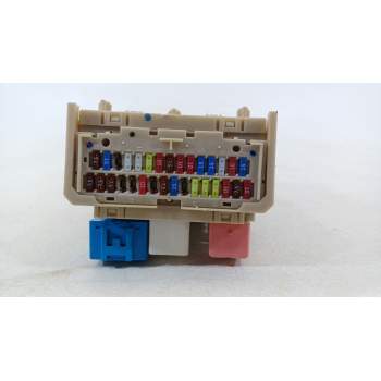 CAJA RELES / FUSIBLES 827300F052A 315041I21 323611K10