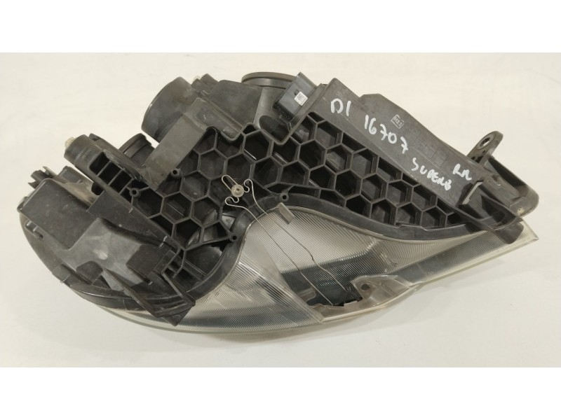 Recambio de faro izquierdo para skoda superb ii (3t4) 2.0 tdi 16v referencia OEM IAM 3T1941015F 1EL01131401 