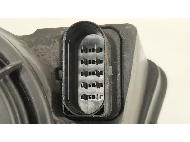 Recambio de faro derecho para volkswagen polo iv (9n_, 9a_) 1.6 16v referencia OEM IAM 6Q1941008AT 89312000 