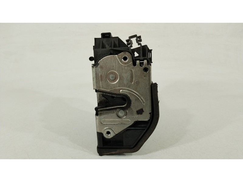 Recambio de cerradura puerta trasera izquierda para bmw x3 (e83) 2.0d referencia OEM IAM 7167075  