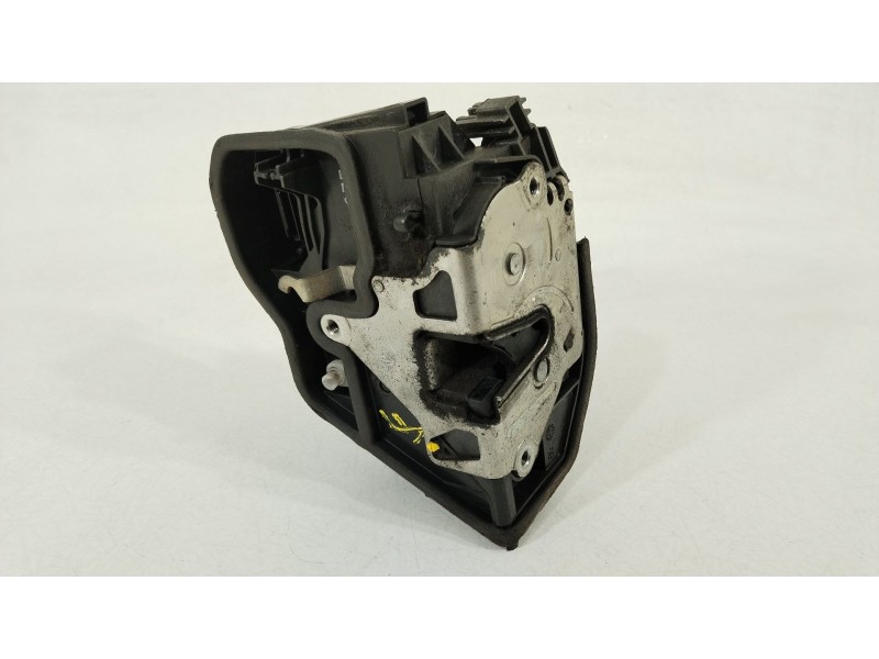 Recambio de cerradura puerta trasera izquierda para bmw x3 (e83) 2.0d referencia OEM IAM 7167075  