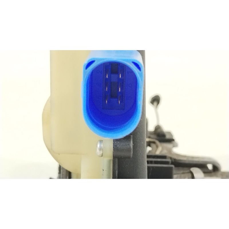Recambio de cerradura puerta trasera izquierda para volkswagen polo iv (9n_, 9a_) 1.6 16v referencia OEM IAM 3B4839015AN  