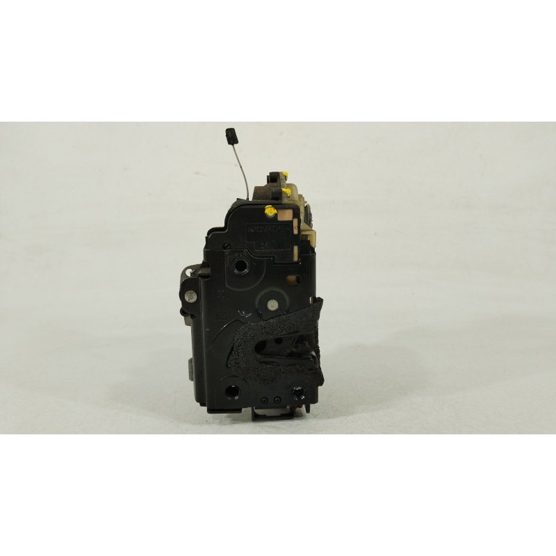 Recambio de cerradura puerta delantera izquierda para volkswagen polo iv (9n_, 9a_) 1.6 16v referencia OEM IAM 3B1837015AQ  