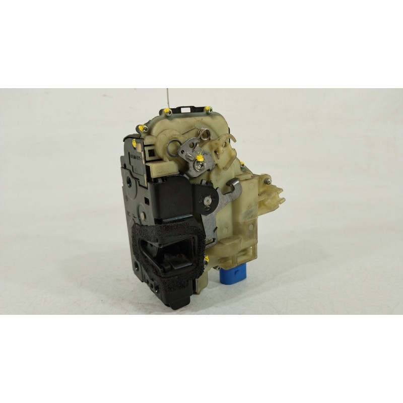 Recambio de cerradura puerta delantera izquierda para volkswagen polo iv (9n_, 9a_) 1.6 16v referencia OEM IAM 3B1837015AQ  