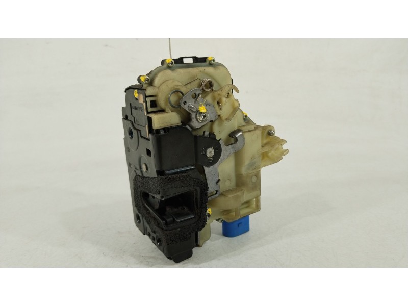 Recambio de cerradura puerta delantera izquierda para volkswagen polo iv (9n_, 9a_) 1.6 16v referencia OEM IAM 3B1837015AQ  