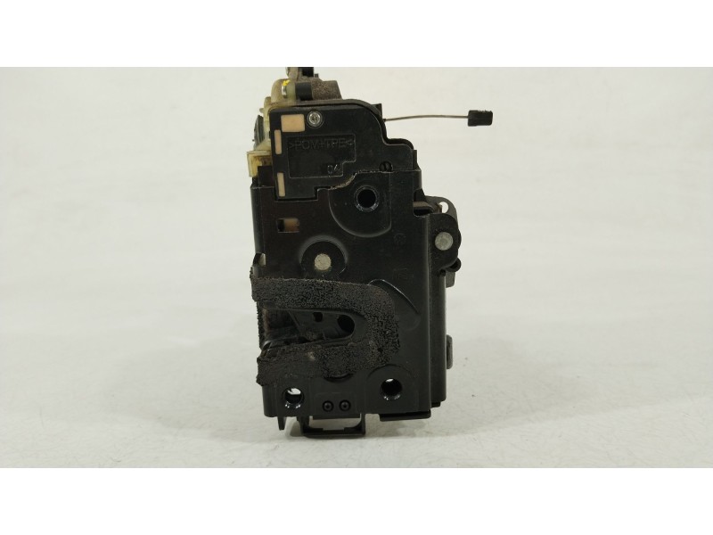 Recambio de cerradura puerta delantera derecha para volkswagen polo iv (9n_, 9a_) 1.6 16v referencia OEM IAM 3B1837016CC  