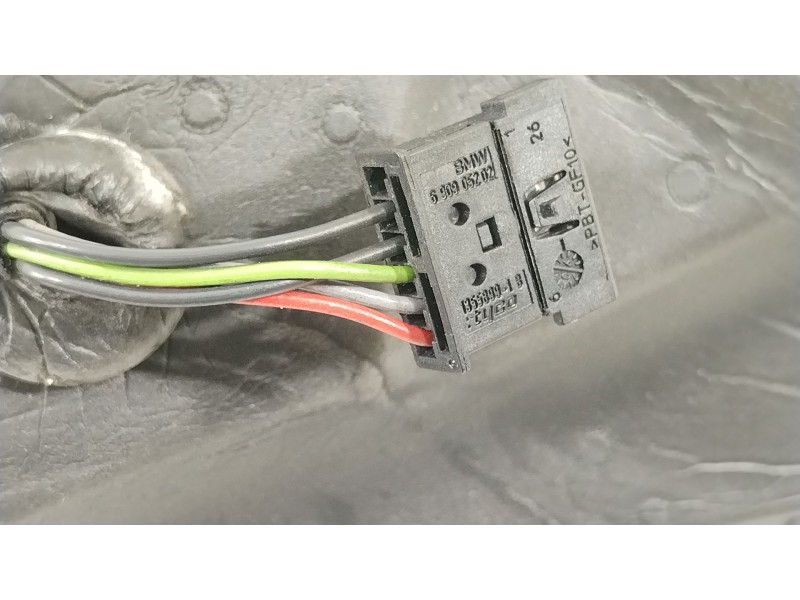 Recambio de retrovisor derecho para bmw x3 (e83) 2.0d referencia OEM IAM 51163448132  