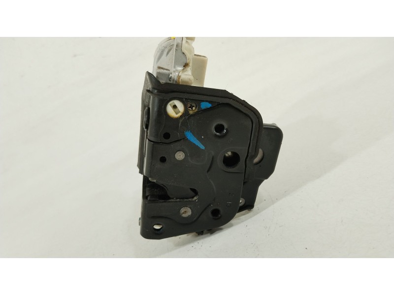 Recambio de cerradura puerta trasera derecha para seat exeo st (3r5) 2.0 tdi referencia OEM IAM 8E0839016AA  