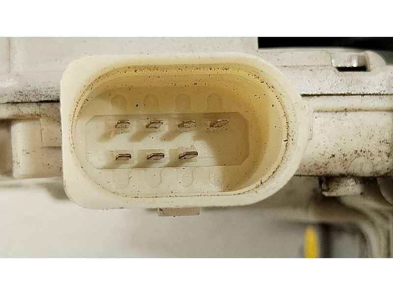 Recambio de cerradura puerta trasera derecha para seat exeo st (3r5) 2.0 tdi referencia OEM IAM 8E0839016AA  