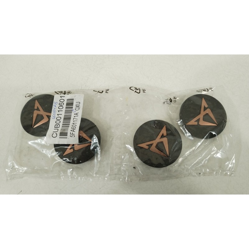 Recambio de embellecedor para cupra formentor (km7, kmp) 2.0 tsi 4drive referencia OEM IAM 5FA601171A  