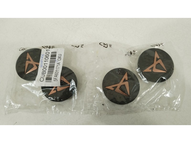 Recambio de embellecedor para cupra formentor (km7, kmp) 2.0 tsi 4drive referencia OEM IAM 5FA601171A  