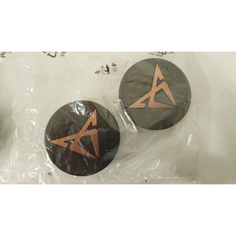 Recambio de embellecedor para cupra formentor (km7, kmp) 2.0 tsi 4drive referencia OEM IAM 5FA601171A  